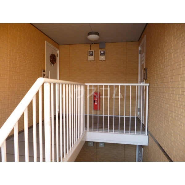 13/24 エントランス