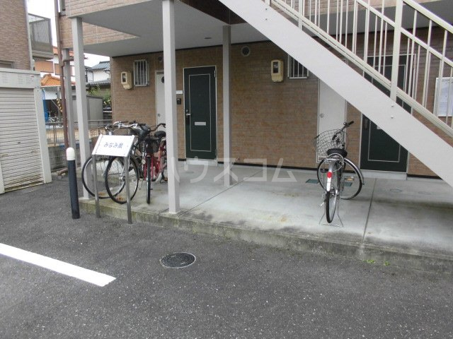 19/28 エントランス