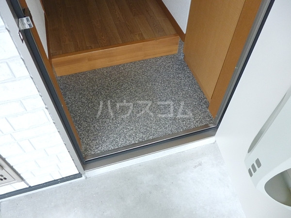 6/25 玄関