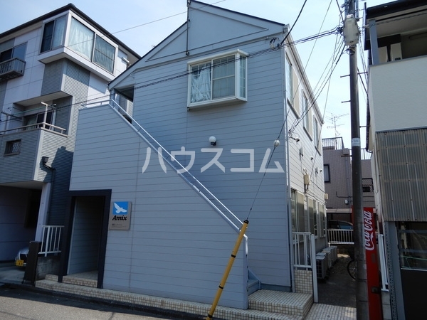 綾瀬パークハイムの外観
