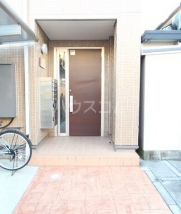 15/18 エントランス