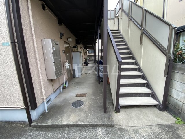 17/22 エントランス