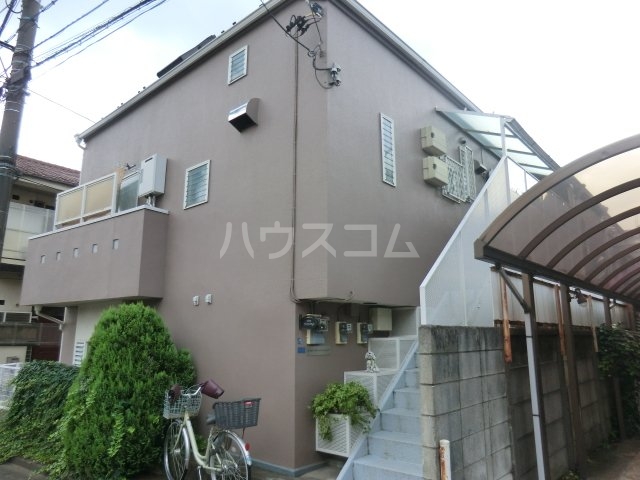 16/20 エントランス