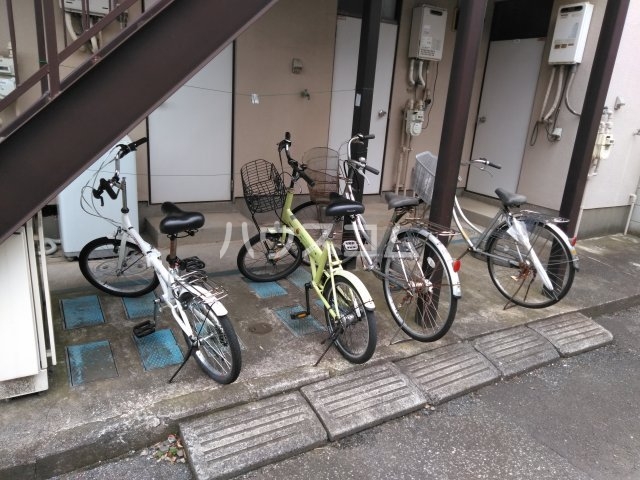 16/22 エントランス