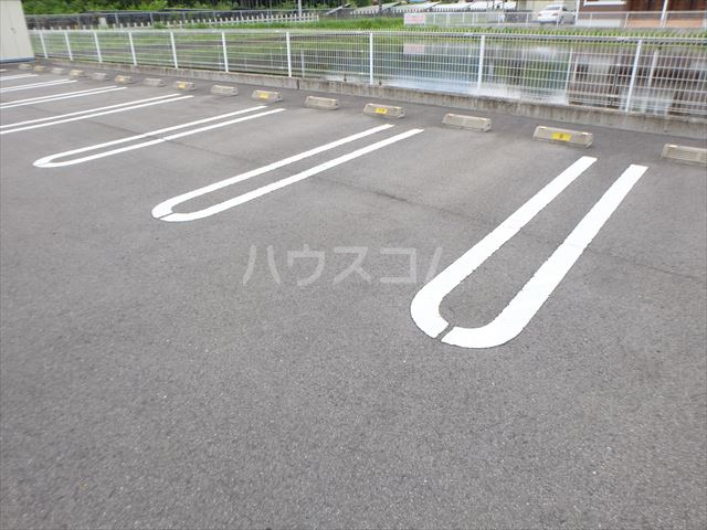 2/8 駐車場