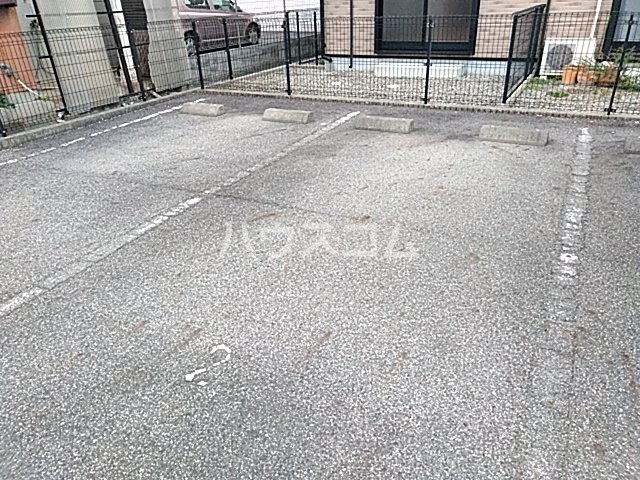 29/30 駐車場