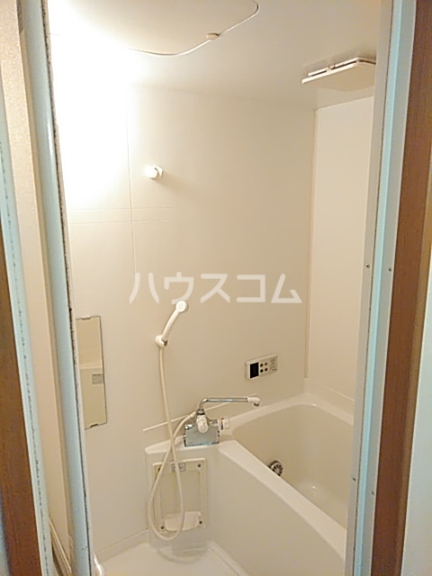 14/30 浴室