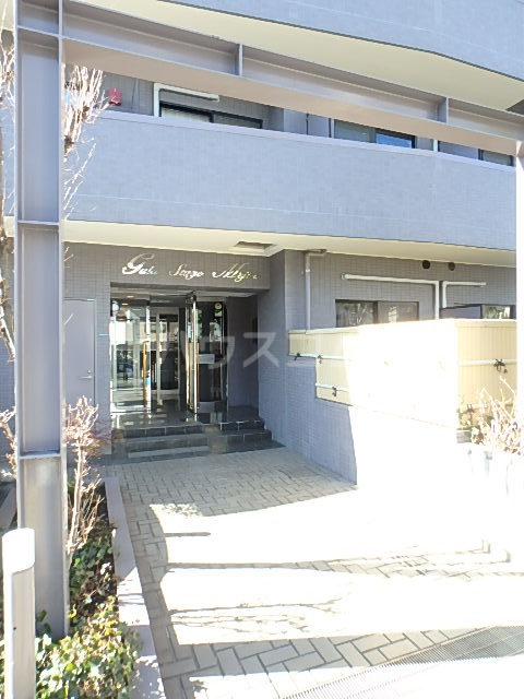 20/24 エントランス