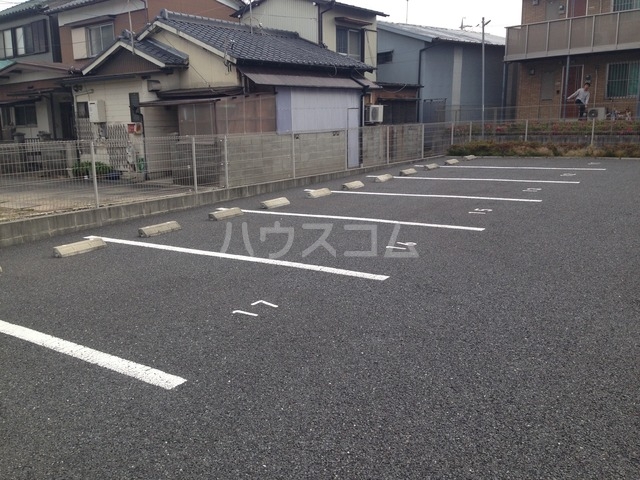 21/30 駐車場