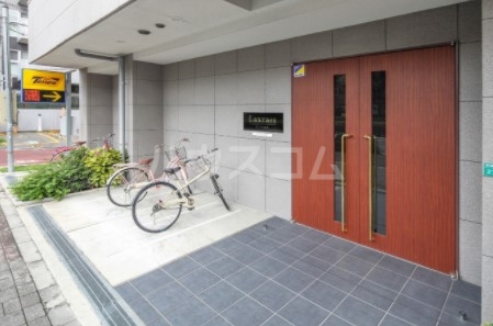 15/25 エントランス