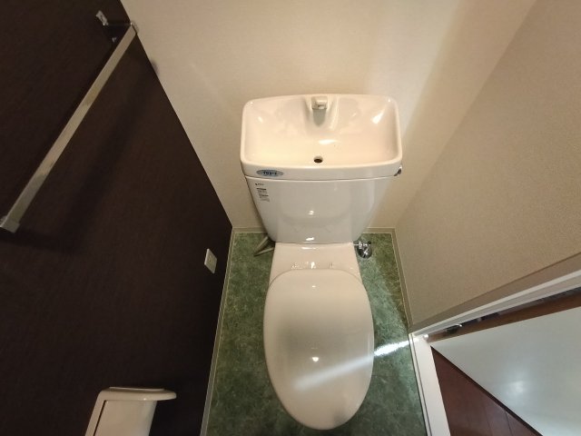 14/30 トイレ