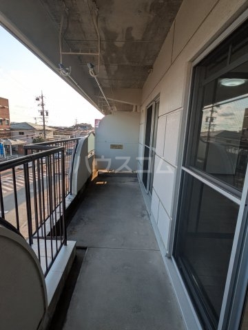 13/21 バルコニー