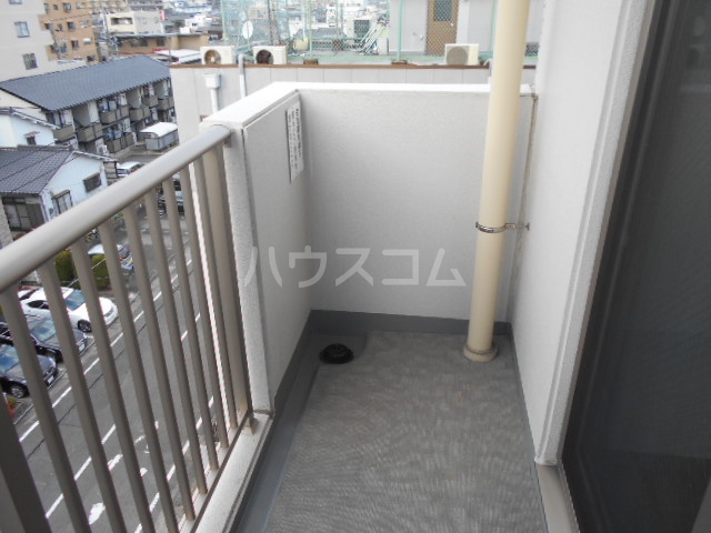 19/30 バルコニー