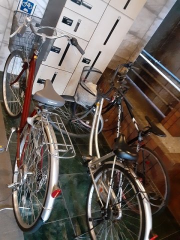 25/28 エントランス