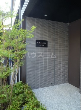 17/27 エントランス