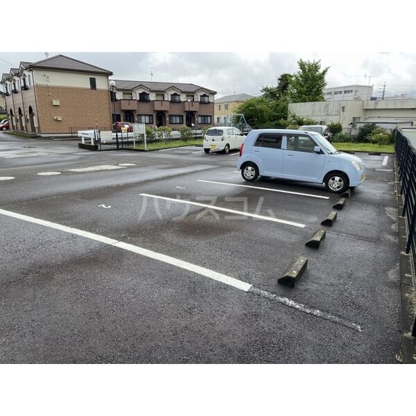 15/16 駐車場