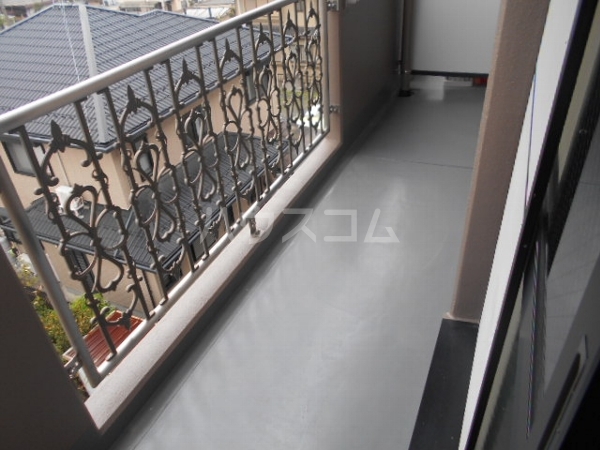 19/30 バルコニー