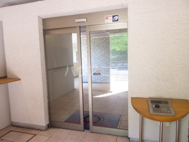 17/22 エントランス