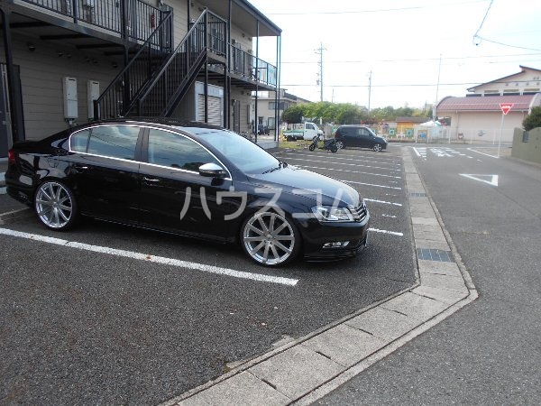 2/10 駐車場