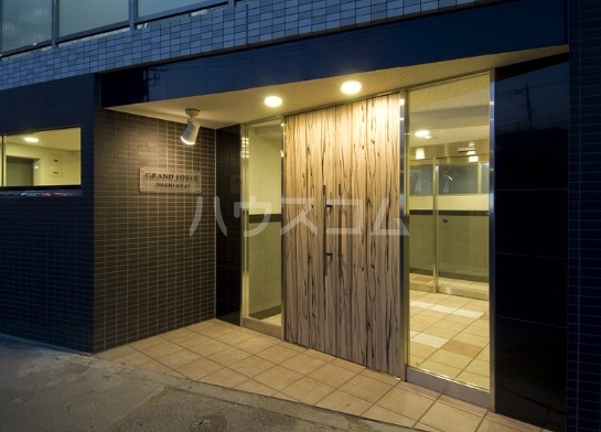 14/20 エントランス