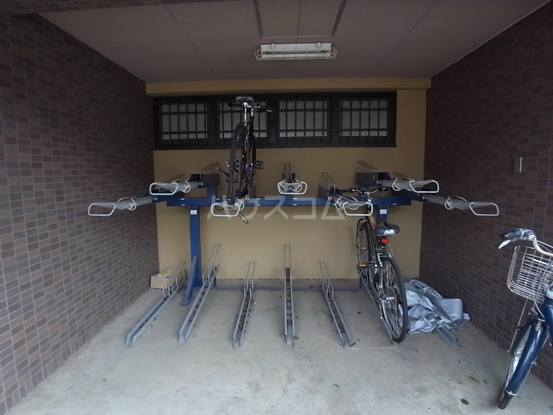 26/30 駐車場