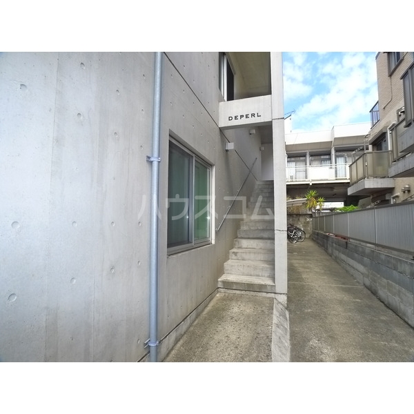 19/29 エントランス