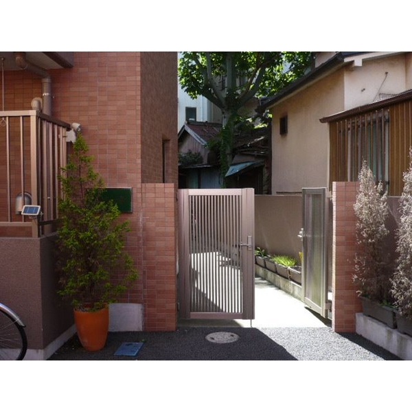 14/24 エントランス