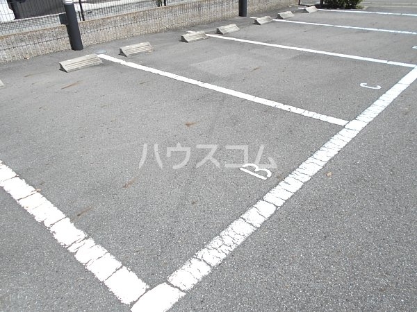 15/22 駐車場