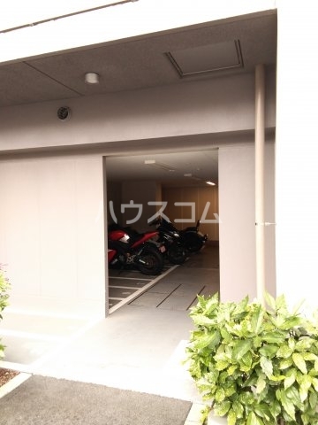 15/26 エントランス