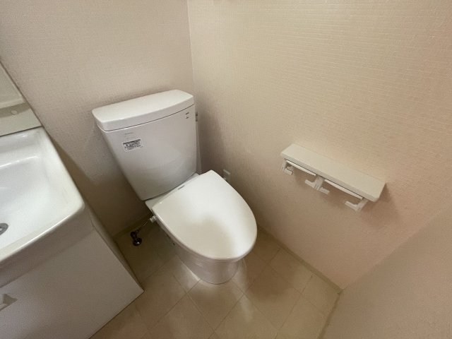 16/30 トイレ