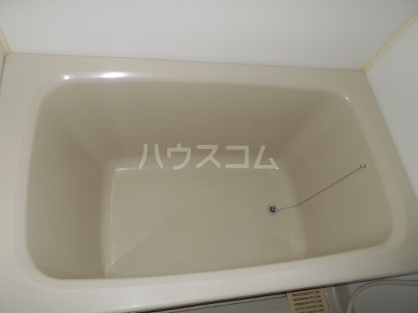 13/30 浴室