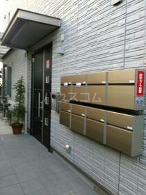 15/23 エントランス