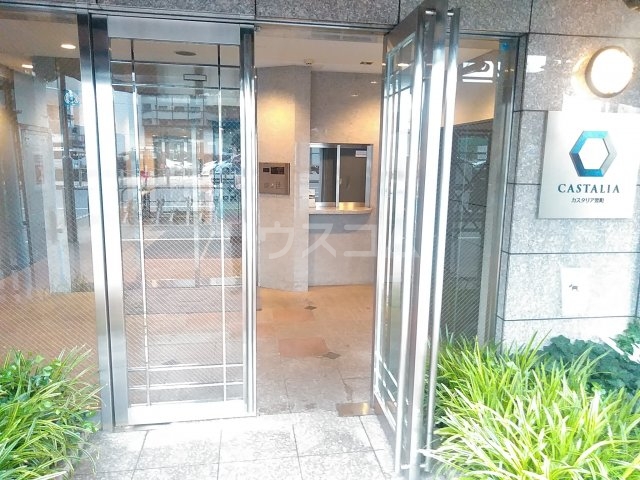 23/24 エントランス