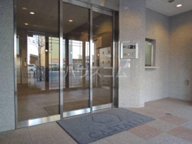 15/17 エントランス