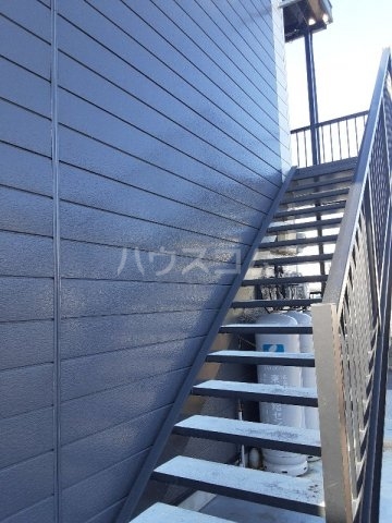 21/30 エントランス