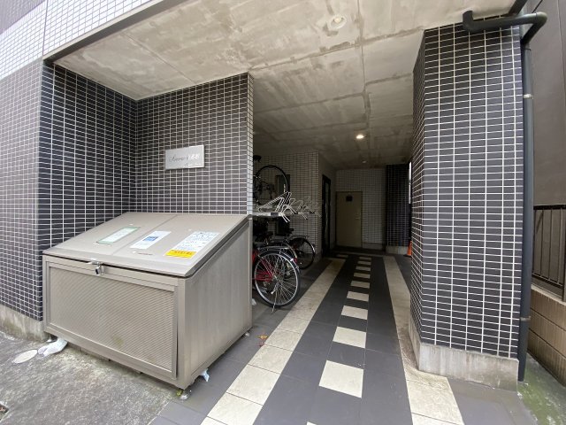 19/29 エントランス