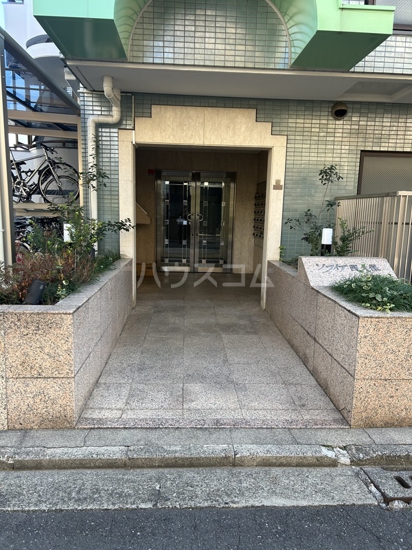 4/6 エントランス