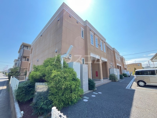 24/27 エントランス