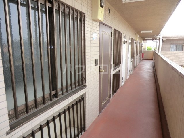 23/30 バルコニー