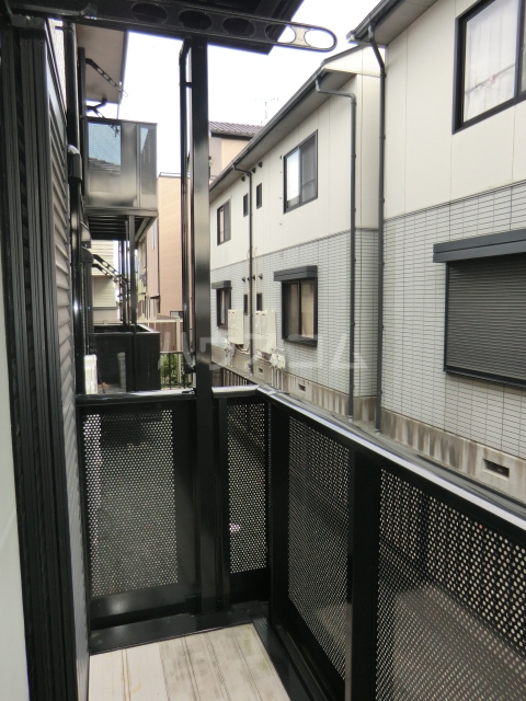 18/23 バルコニー