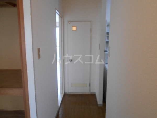 13/30 玄関