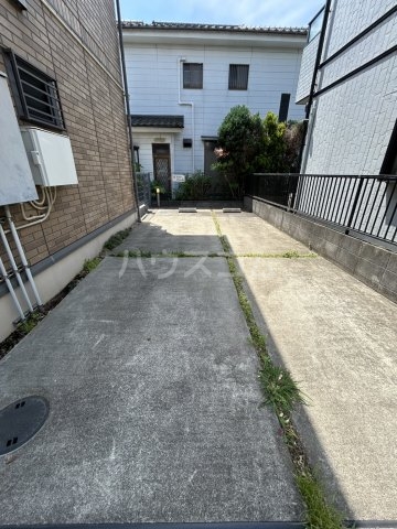 26/30 駐車場