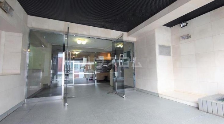 2/7 エントランス