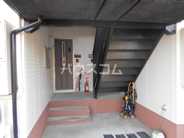 20/28 エントランス