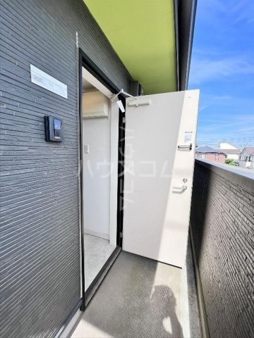 16/26 エントランス