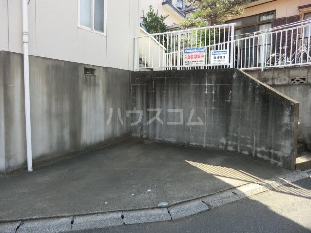 3/4 駐車場