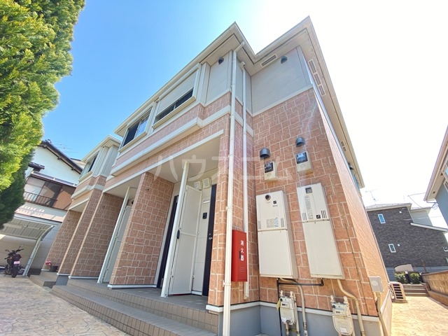 23/30 エントランス