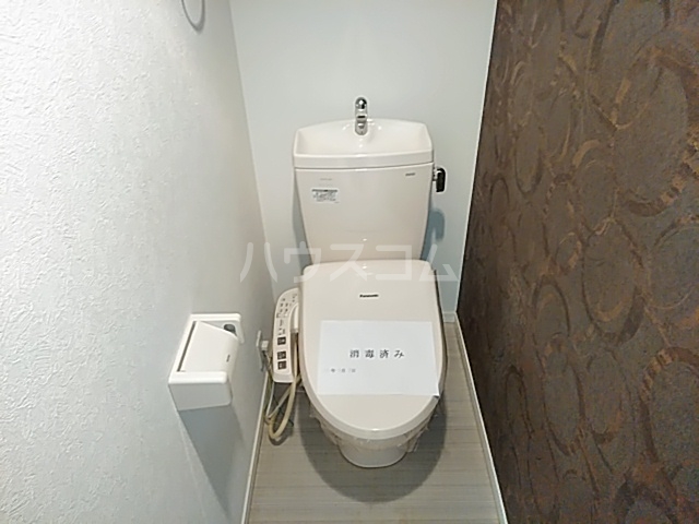 14/30 トイレ