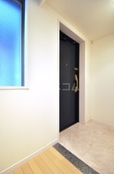 5/23 玄関