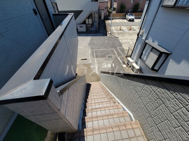 19/30 バルコニー